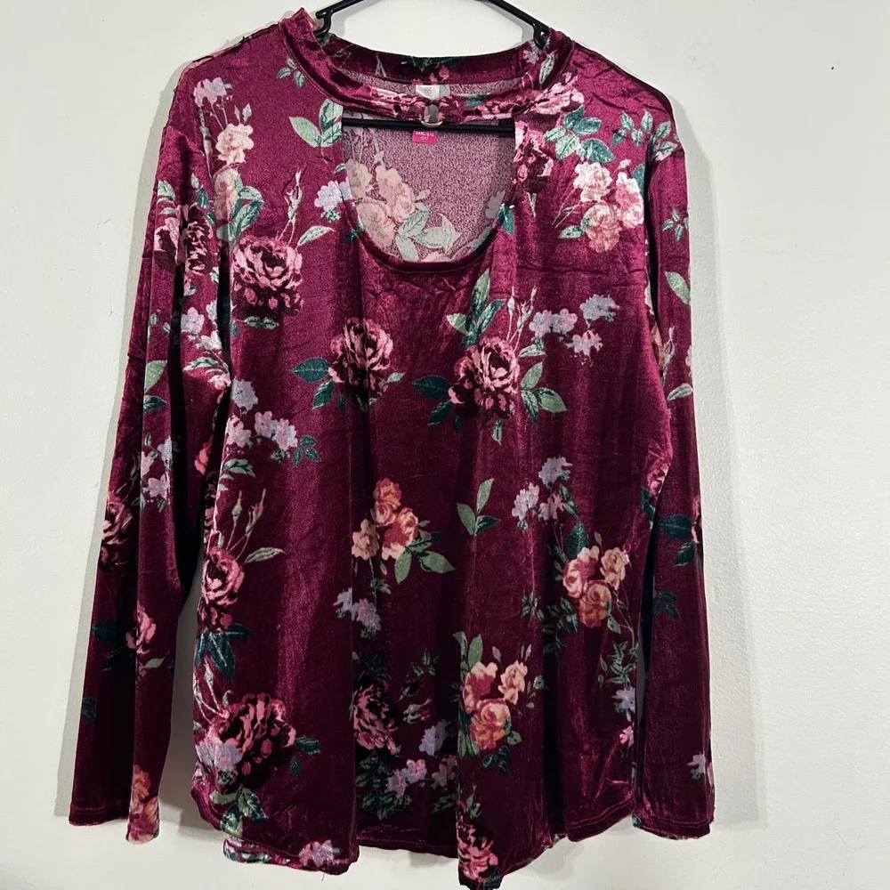 No Boundaries Burgundy Floral Velvet Long Sleeve Top XXXL/3XG Cut Out - Picture 11 of 13
